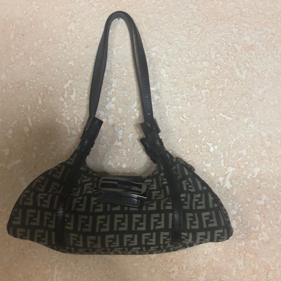 Fendi Handbags - Fendi bag